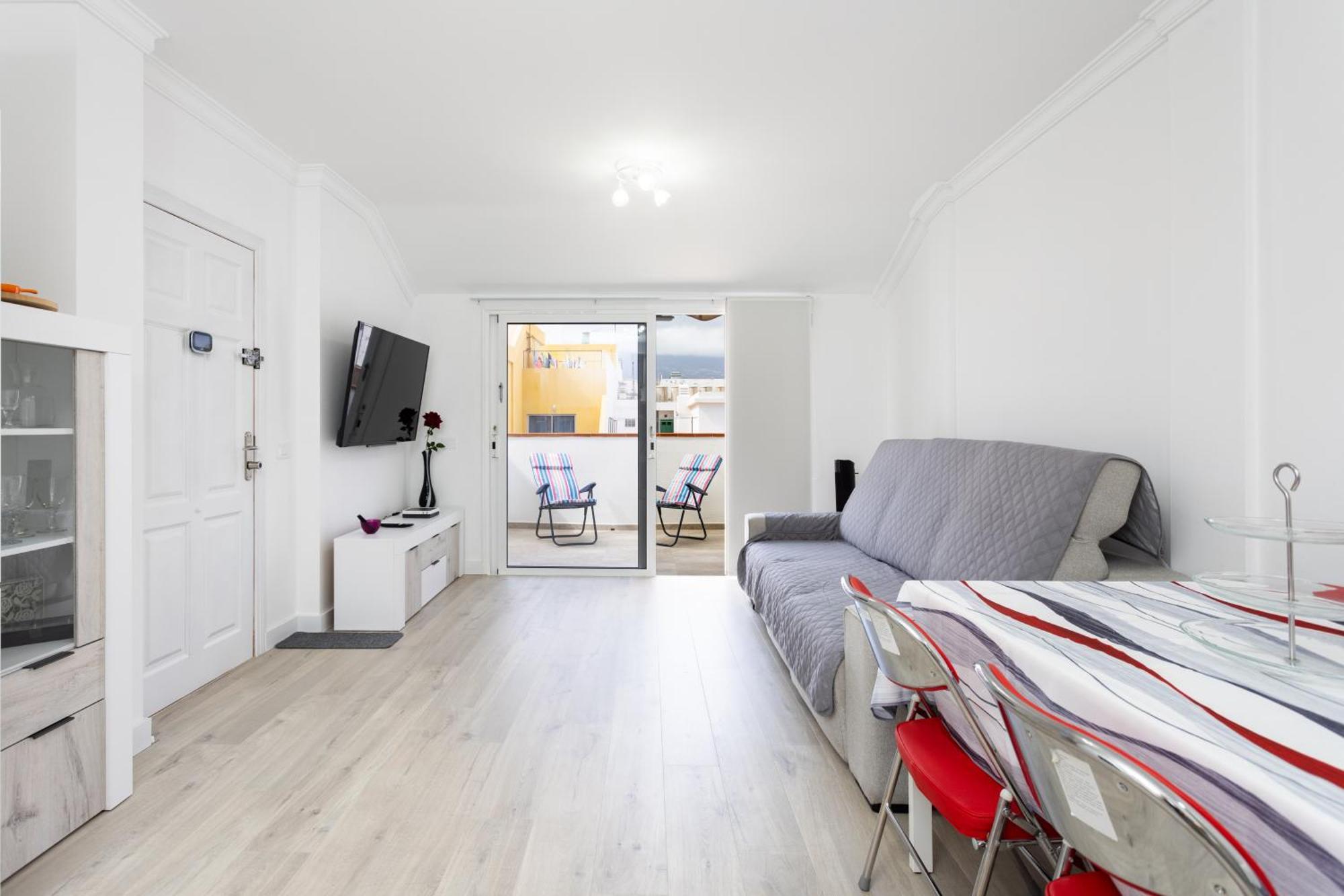 Home2book Ocean Breeze Apt, *